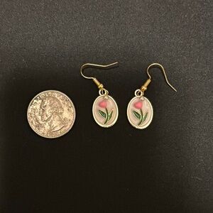 Beautiful Tulip Earrings 🌷